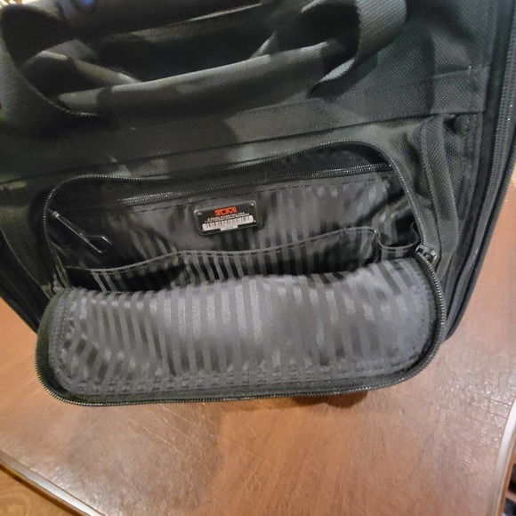 Tumi Black Rolling Travel Bag - Picture 8 of 14